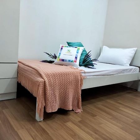 Bed & Pillow Subang Jaya By Homebrickz 外观 照片